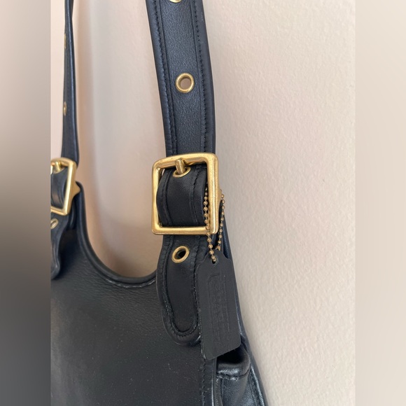 Vintage 1996 Coach Crescent Berkeley Saddlebag with Brass Hardware - Picture 3 of 16